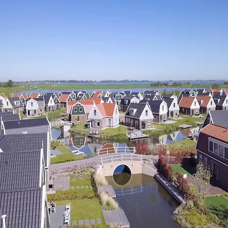 Spacious Near Amsterdam
