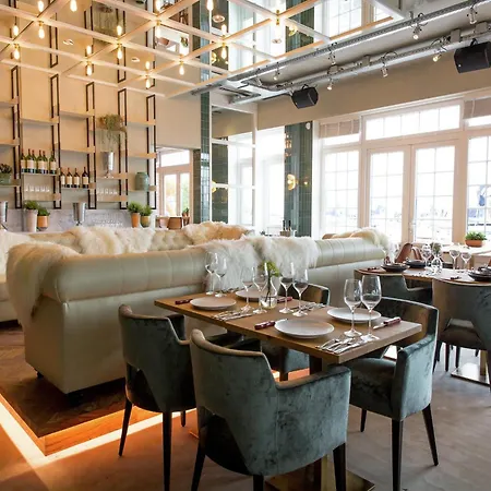 Apartment Spacious Near Amsterdam Uitdam