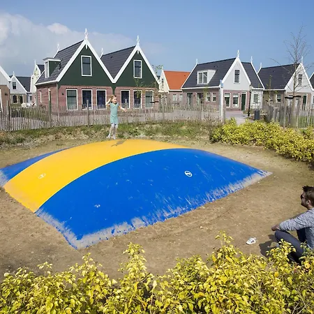 Spacious Near Amsterdam *