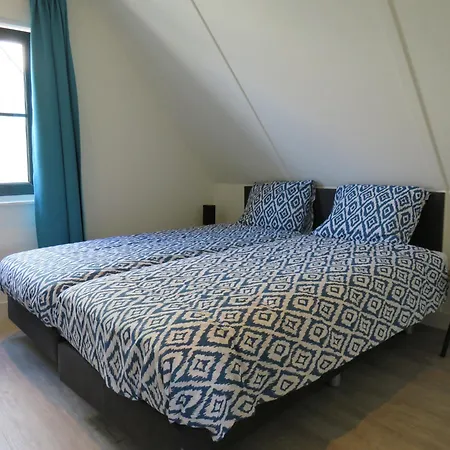 Spacious Near Amsterdam Uitdam